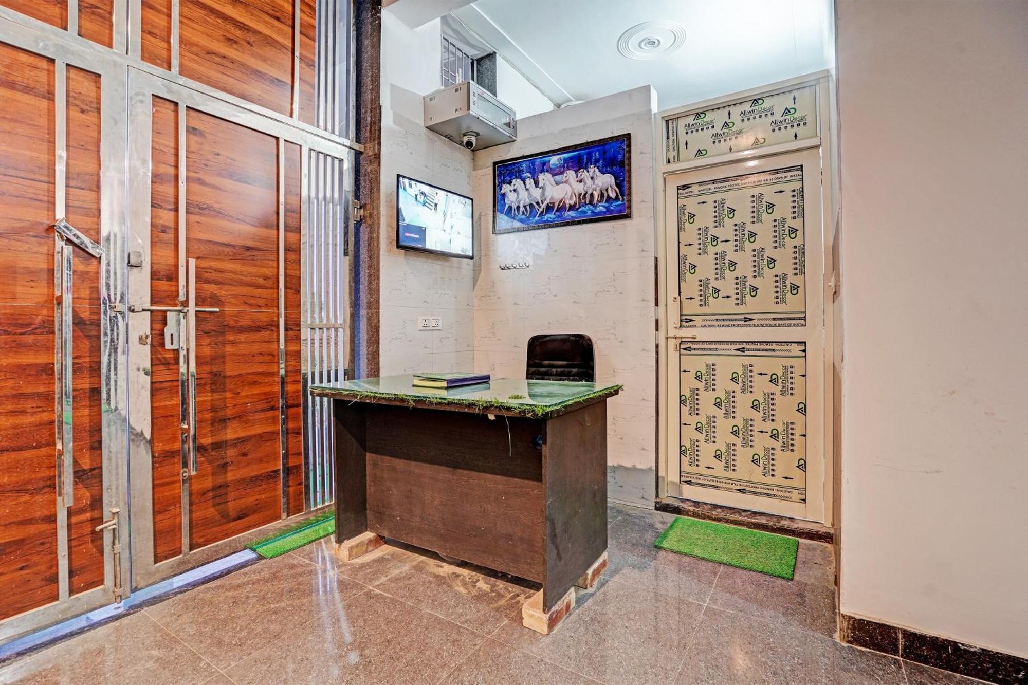 Hotel O Parth Logistics Dhāruhera Zewnętrze zdjęcie